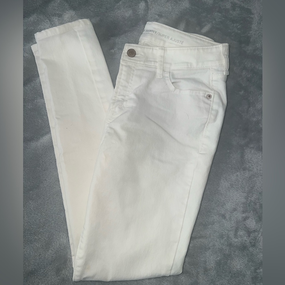 NEW Old Navy White Mid-Rise Super Skinny Jeans - Size 6R